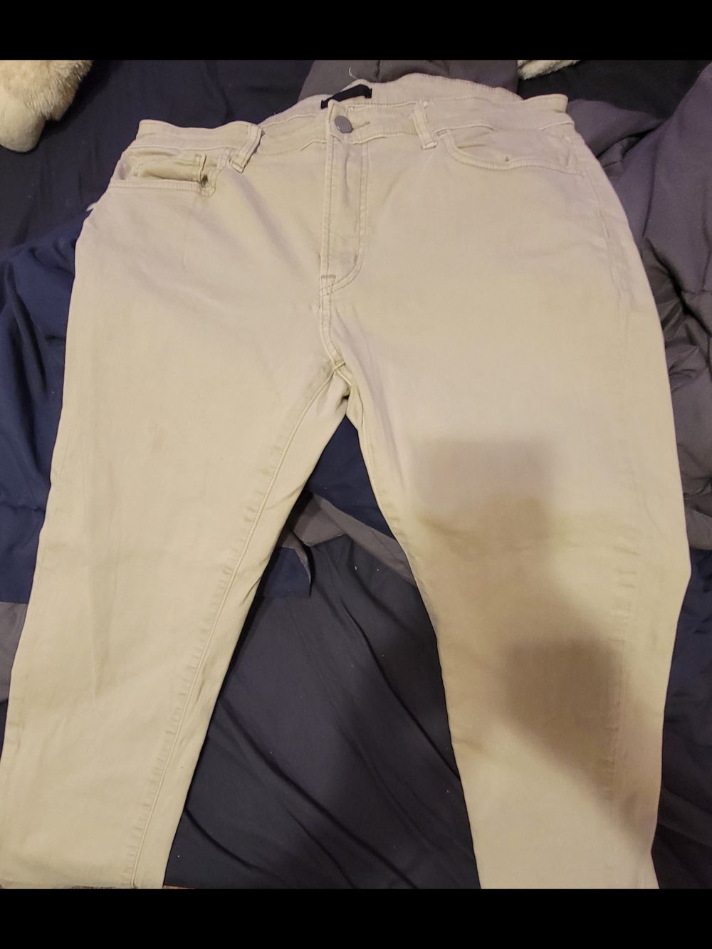Uniqlo Beige Tapered Skinny Jeans